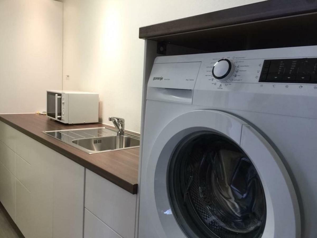 Private Spacious Home In City Center Klaksvík 外观 照片